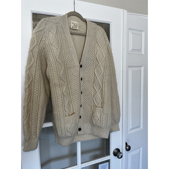 Athena Designs Irish Handknit Wool Cable Knit Sweater Size L Cream Beige V Neck - Picture 2 of 10